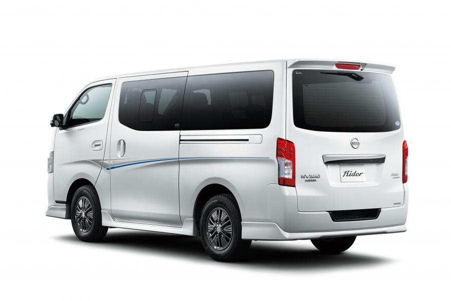  Nissan NV350 Caravan Rider by Autech 2017 года  (фото 2 из 9)